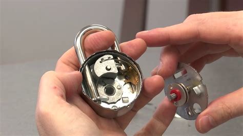 how to open a combination master lock without the combination